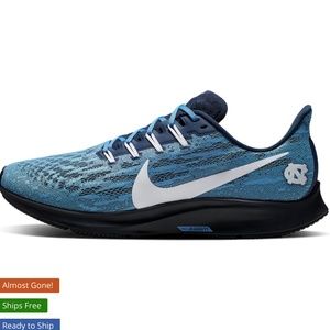 North Carolina Tar Heels Nike, Men 10.5 NWOT